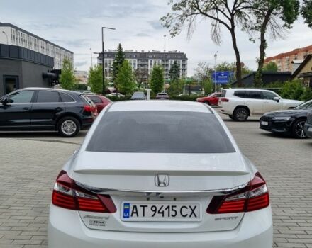 Хонда Аккорд 2015 в Ужгороде на Automoto.ua Белый Хонда Аккорд, объемом двигателя 2.4 л и пробегом 156 тыс. км за 13500 $, фото 5 на Automoto.ua