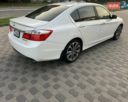 Белый Хонда Аккорд, объемом двигателя 2.4 л и пробегом 146 тыс. км за 12750 $, фото 7 на Automoto.ua