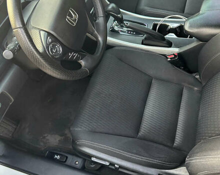 Белый Хонда Аккорд, объемом двигателя 2.4 л и пробегом 146 тыс. км за 12750 $, фото 11 на Automoto.ua