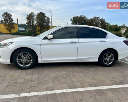 Белый Хонда Аккорд, объемом двигателя 2.36 л и пробегом 190 тыс. км за 11000 $, фото 1 на Automoto.ua