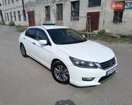 Білий Хонда Аккорд, об'ємом двигуна 2.36 л та пробігом 190 тис. км за 12200 $, фото 7 на Automoto.ua