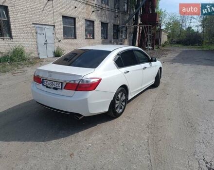 Білий Хонда Аккорд, об'ємом двигуна 2.36 л та пробігом 190 тис. км за 12200 $, фото 9 на Automoto.ua