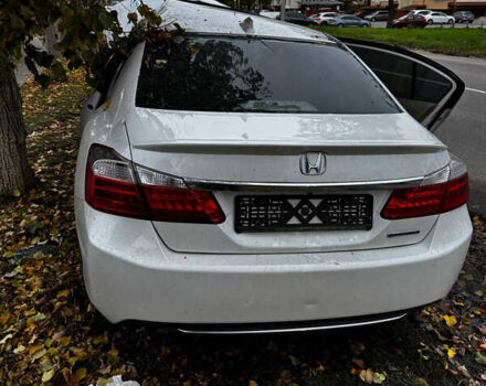 Білий Хонда Аккорд, об'ємом двигуна 2 л та пробігом 210 тис. км за 6900 $, фото 2 на Automoto.ua