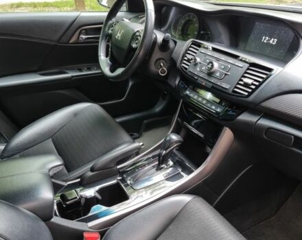 Хонда Аккорд 2015 в Ужгороде на Automoto.ua Белый Хонда Аккорд, объемом двигателя 2.4 л и пробегом 156 тыс. км за 13500 $, фото 16 на Automoto.ua