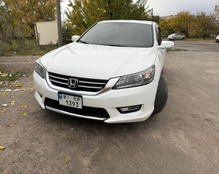Білий Хонда Аккорд, об'ємом двигуна 2.4 л та пробігом 200 тис. км за 11300 $, фото 2 на Automoto.ua
