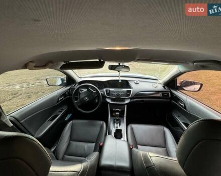 Білий Хонда Аккорд, об'ємом двигуна 2.4 л та пробігом 128 тис. км за 11500 $, фото 18 на Automoto.ua