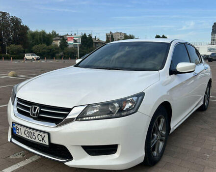 Белый Хонда Аккорд, объемом двигателя 2.36 л и пробегом 190 тыс. км за 11000 $, фото 2 на Automoto.ua