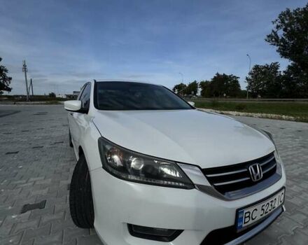 Білий Хонда Аккорд, об'ємом двигуна 2.4 л та пробігом 128 тис. км за 11500 $, фото 20 на Automoto.ua