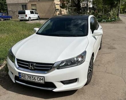 Белый Хонда Аккорд, объемом двигателя 2.36 л и пробегом 108 тыс. км за 11000 $, фото 3 на Automoto.ua