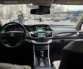 Белый Хонда Аккорд, объемом двигателя 2.36 л и пробегом 180 тыс. км за 13000 $, фото 68 на Automoto.ua