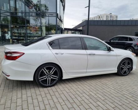 Хонда Аккорд 2015 в Ужгороде на Automoto.ua Белый Хонда Аккорд, объемом двигателя 2.4 л и пробегом 156 тыс. км за 13500 $, фото 8 на Automoto.ua