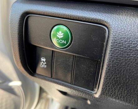 Белый Хонда Аккорд, объемом двигателя 2.4 л и пробегом 290 тыс. км за 9500 $, фото 11 на Automoto.ua