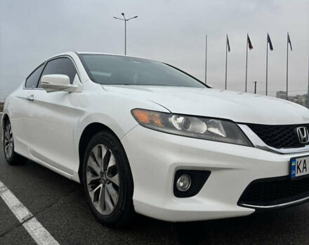 Белый Хонда Аккорд, объемом двигателя 2.36 л и пробегом 180 тыс. км за 13000 $, фото 11 на Automoto.ua