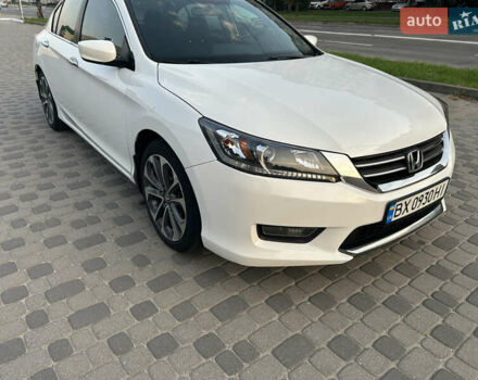 Белый Хонда Аккорд, объемом двигателя 2.4 л и пробегом 146 тыс. км за 12750 $, фото 9 на Automoto.ua