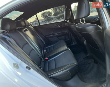 Белый Хонда Аккорд, объемом двигателя 2.4 л и пробегом 150 тыс. км за 12700 $, фото 21 на Automoto.ua