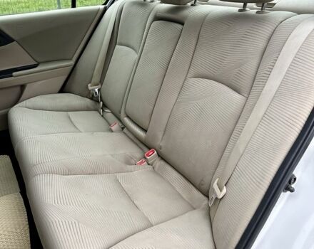 Белый Хонда Аккорд, объемом двигателя 2.4 л и пробегом 187 тыс. км за 12990 $, фото 15 на Automoto.ua