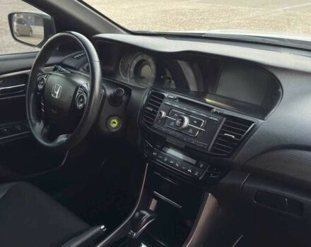 Білий Хонда Аккорд, об'ємом двигуна 2.4 л та пробігом 61 тис. км за 4100 $, фото 15 на Automoto.ua