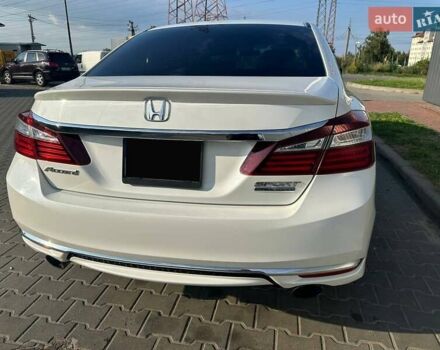 Білий Хонда Аккорд, об'ємом двигуна 2.36 л та пробігом 133 тис. км за 16700 $, фото 6 на Automoto.ua