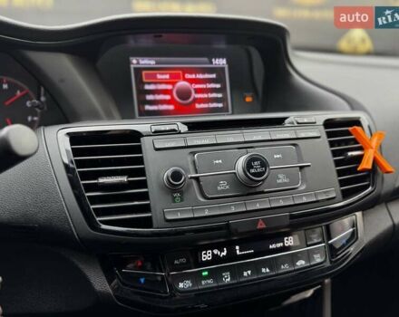 Белый Хонда Аккорд, объемом двигателя 2.36 л и пробегом 141 тыс. км за 13200 $, фото 25 на Automoto.ua