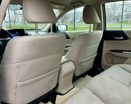 Белый Хонда Аккорд, объемом двигателя 2.4 л и пробегом 187 тыс. км за 12990 $, фото 14 на Automoto.ua