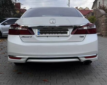 Білий Хонда Аккорд, об'ємом двигуна 2.4 л та пробігом 196 тис. км за 11500 $, фото 5 на Automoto.ua