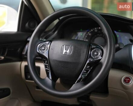 Білий Хонда Аккорд, об'ємом двигуна 2 л та пробігом 94 тис. км за 15900 $, фото 11 на Automoto.ua