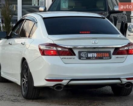 Белый Хонда Аккорд, объемом двигателя 2.36 л и пробегом 10 тыс. км за 15800 $, фото 6 на Automoto.ua