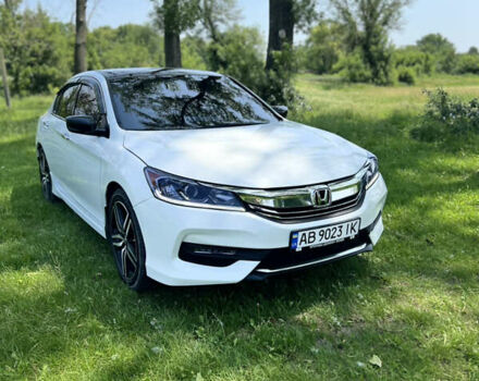 Белый Хонда Аккорд, объемом двигателя 2.4 л и пробегом 175 тыс. км за 13900 $, фото 42 на Automoto.ua