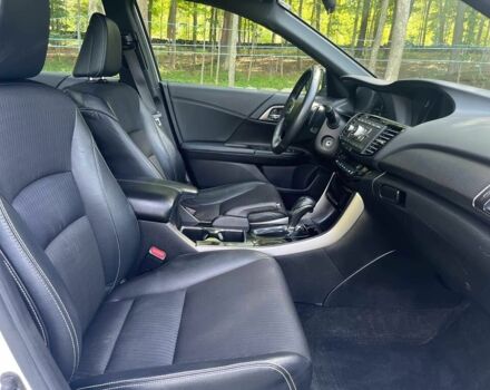 Білий Хонда Аккорд, об'ємом двигуна 2.4 л та пробігом 117 тис. км за 2200 $, фото 10 на Automoto.ua