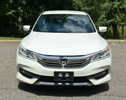 Белый Хонда Аккорд, объемом двигателя 2.4 л и пробегом 70 тыс. км за 9000 $, фото 1 на Automoto.ua