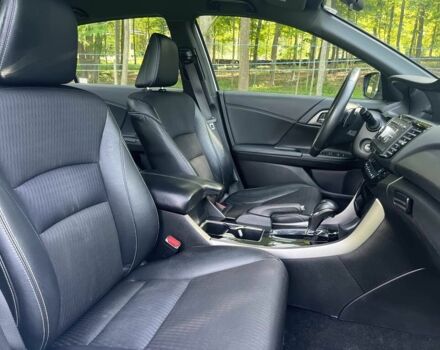 Білий Хонда Аккорд, об'ємом двигуна 2.4 л та пробігом 117 тис. км за 2200 $, фото 11 на Automoto.ua