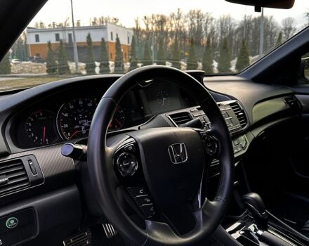 Белый Хонда Аккорд, объемом двигателя 2.4 л и пробегом 126 тыс. км за 14200 $, фото 11 на Automoto.ua