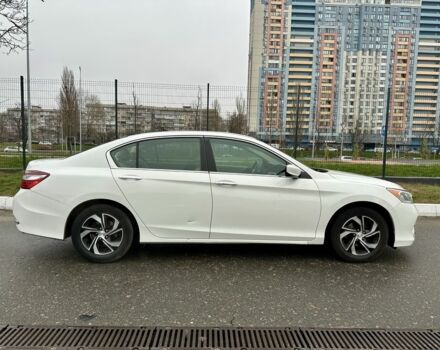 Белый Хонда Аккорд, объемом двигателя 2.4 л и пробегом 187 тыс. км за 12990 $, фото 5 на Automoto.ua