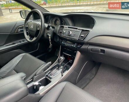 Білий Хонда Аккорд, об'ємом двигуна 2.36 л та пробігом 120 тис. км за 16500 $, фото 6 на Automoto.ua