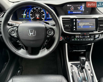 Белый Хонда Аккорд, объемом двигателя 2 л и пробегом 259 тыс. км за 14300 $, фото 17 на Automoto.ua