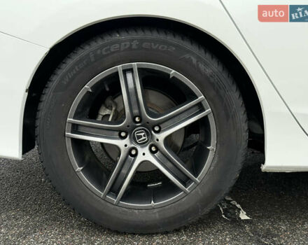 Белый Хонда Аккорд, объемом двигателя 2 л и пробегом 259 тыс. км за 14300 $, фото 11 на Automoto.ua