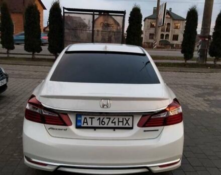 Белый Хонда Аккорд, объемом двигателя 2 л и пробегом 150 тыс. км за 16700 $, фото 1 на Automoto.ua