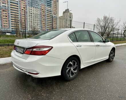 Белый Хонда Аккорд, объемом двигателя 2.4 л и пробегом 187 тыс. км за 12990 $, фото 1 на Automoto.ua