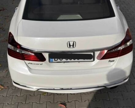 Білий Хонда Аккорд, об'ємом двигуна 2.4 л та пробігом 196 тис. км за 11500 $, фото 6 на Automoto.ua