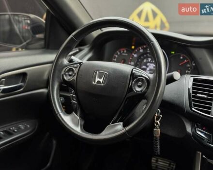 Белый Хонда Аккорд, объемом двигателя 2.36 л и пробегом 141 тыс. км за 13200 $, фото 13 на Automoto.ua