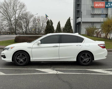 Белый Хонда Аккорд, объемом двигателя 2 л и пробегом 259 тыс. км за 14300 $, фото 5 на Automoto.ua