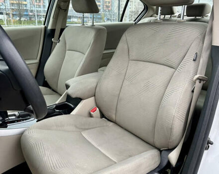 Белый Хонда Аккорд, объемом двигателя 2.35 л и пробегом 187 тыс. км за 12990 $, фото 15 на Automoto.ua