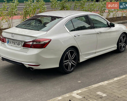 Білий Хонда Аккорд, об'ємом двигуна 2.36 л та пробігом 120 тис. км за 16500 $, фото 2 на Automoto.ua