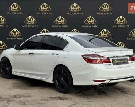 Белый Хонда Аккорд, объемом двигателя 2.36 л и пробегом 141 тыс. км за 13200 $, фото 3 на Automoto.ua