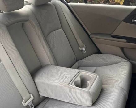 Білий Хонда Аккорд, об'ємом двигуна 2.4 л та пробігом 196 тис. км за 11500 $, фото 13 на Automoto.ua