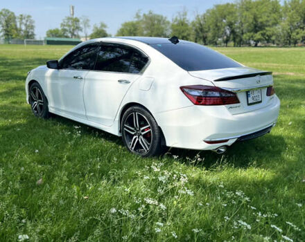 Белый Хонда Аккорд, объемом двигателя 2.4 л и пробегом 175 тыс. км за 13900 $, фото 40 на Automoto.ua