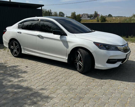 Белый Хонда Аккорд, объемом двигателя 2.4 л и пробегом 175 тыс. км за 13900 $, фото 52 на Automoto.ua