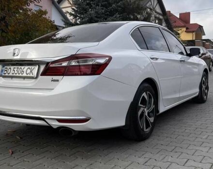 Білий Хонда Аккорд, об'ємом двигуна 2.4 л та пробігом 196 тис. км за 11500 $, фото 8 на Automoto.ua