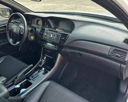 Білий Хонда Аккорд, об'ємом двигуна 2.4 л та пробігом 61 тис. км за 4100 $, фото 13 на Automoto.ua