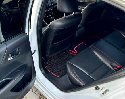 Белый Хонда Аккорд, объемом двигателя 2.4 л и пробегом 200 тыс. км за 14500 $, фото 15 на Automoto.ua